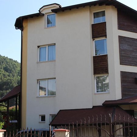 Hotel Radi Сапарева-Баня Экстерьер фото